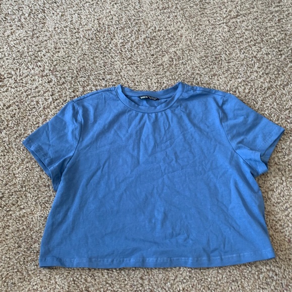 - SHEIN Round Neck Crop Solid Tee Size L - Picture 3 of 5